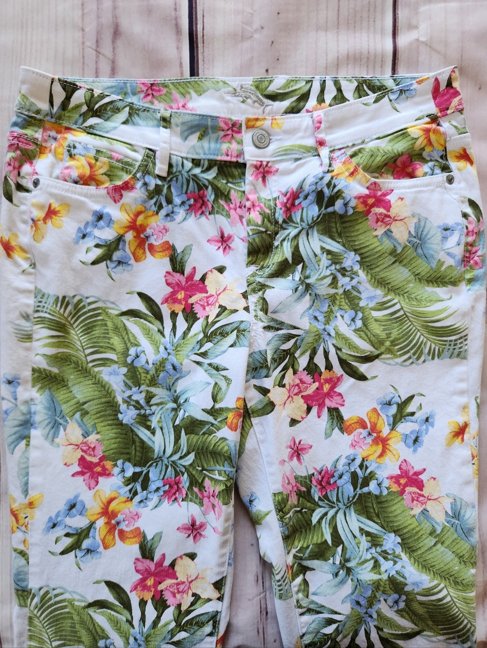 Tommy Bahama "Skinny Ankle" Tropical Floral Mid Rise Jean White, Women's Size 31 - Picture 5 of 12